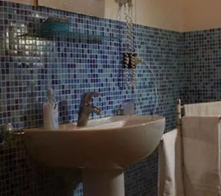 Art Lincoln Couette-café