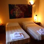 Bed & Breakfast Art Lincoln 4*