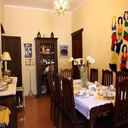 Bed & Breakfast Art Lincoln 4*